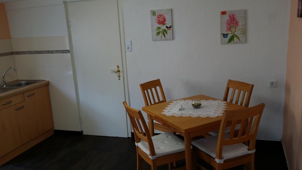 Apartement Victoria Swisttal Værelse billede